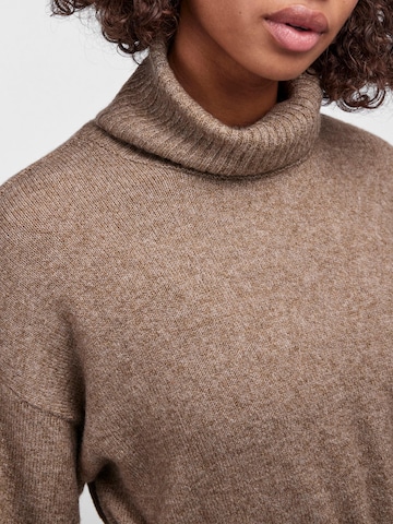 PIECES Sweter 'JASSY' w kolorze brązowy