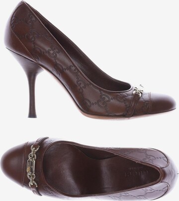 Gucci High Heels & Pumps in 35 in Brown: front