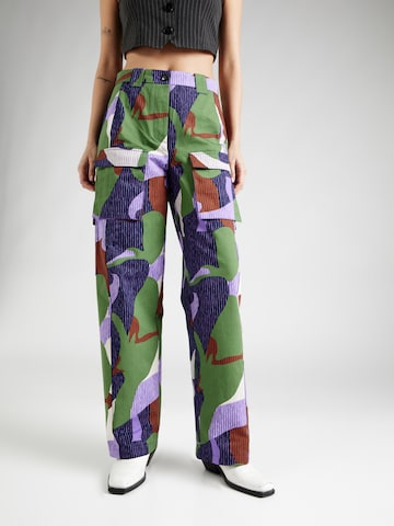 SOMETHINGNEW Regular Cargo Pants 'CAMI' in Purple: front