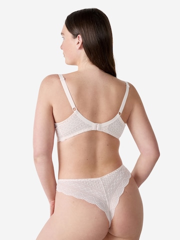 T-shirt Reggiseno 'Idole' di ETAM in rosa