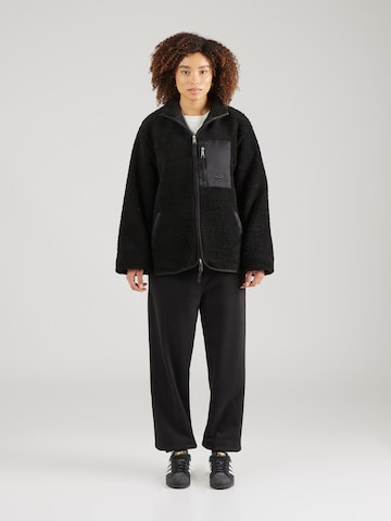 Pacemaker Fleece Jacket 'Alessio' in Black: front