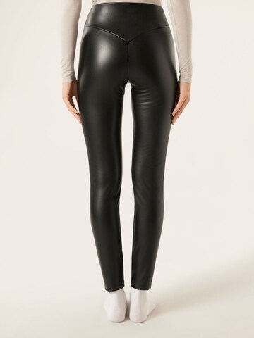 CALZEDONIA Skinny Leggings in Schwarz