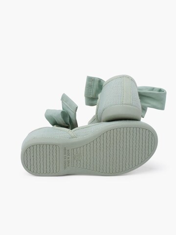 Pisamonas - Bailarina en azul