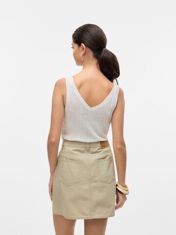 Top in maglia 'VMLUXLIGHT' di VERO MODA in bianco