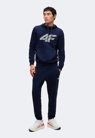 Tapered Pantaloni sportivi di 4F in blu: frontale