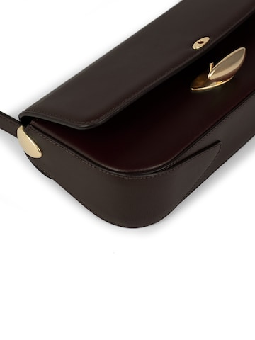 MAESTOSO Handbag 'Noa Slim' in Brown