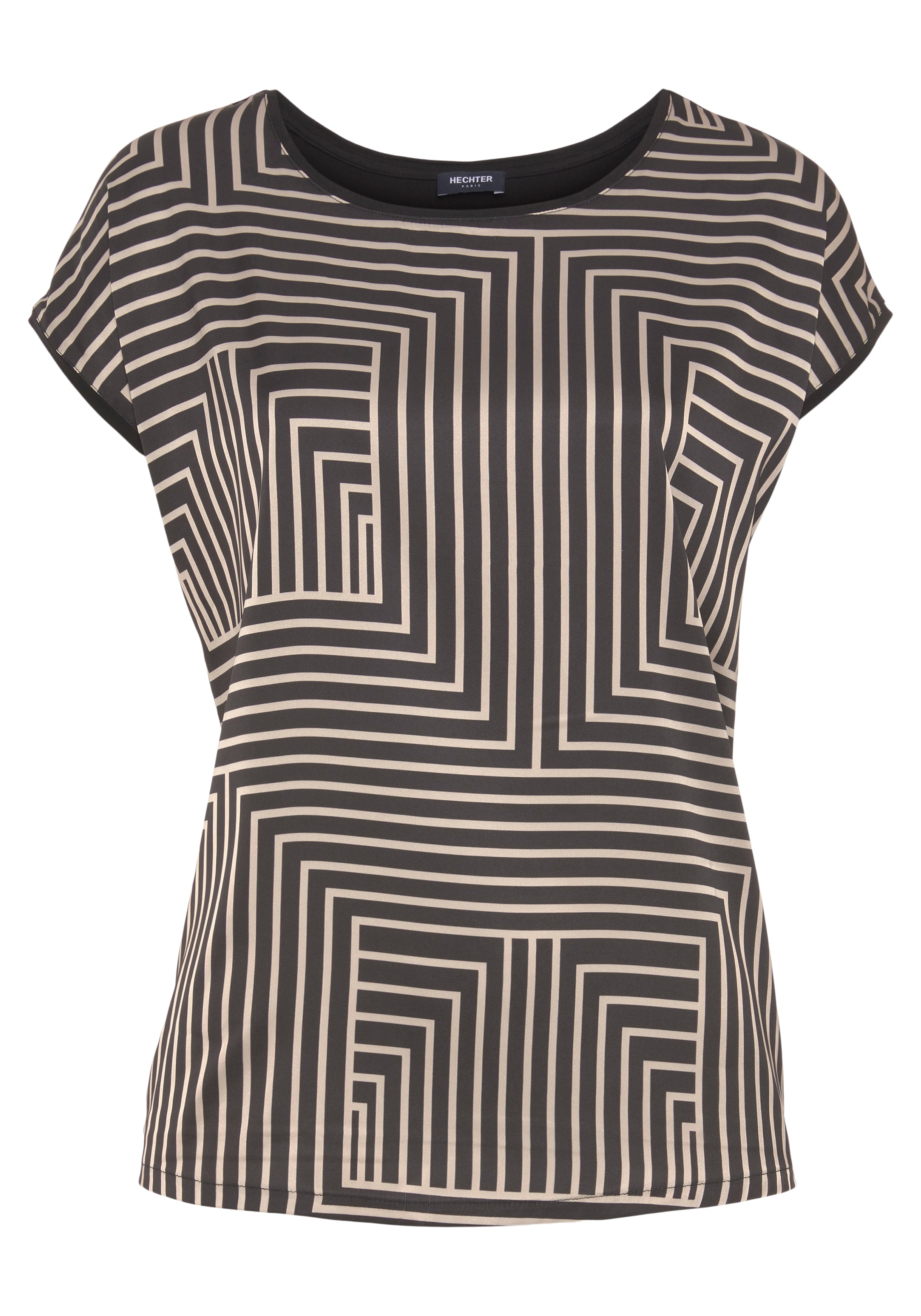 HECHTER PARIS Shirt in Black: front