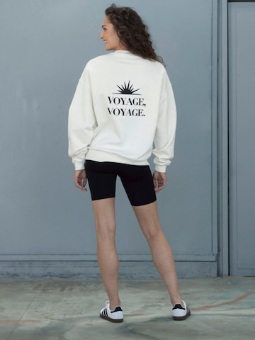 Hey Honey Sweatshirt 'Sweater Cotton' in Wit