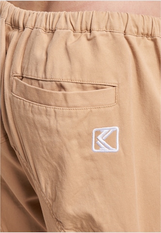 Karl Kani Wide Leg Cargobukse i beige
