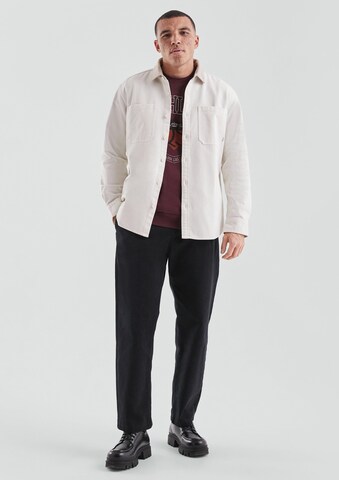 Coupe regular Chemise QS en beige