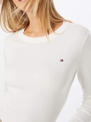 Tricou de la TOMMY HILFIGER pe bej