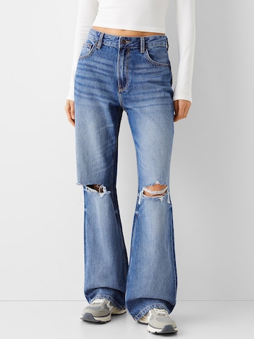 Bershka Wide leg Jeans in Blue: front