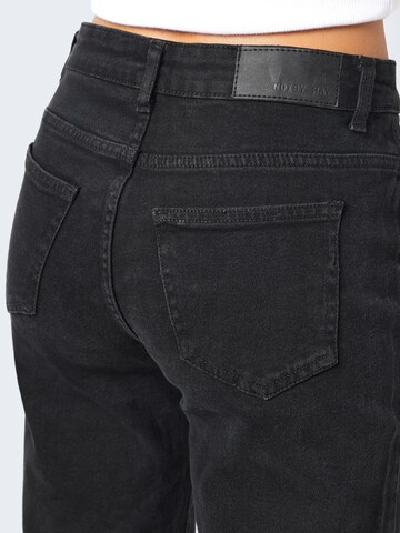 Noisy may Loosefit Jeans 'YOLANDA' in Schwarz