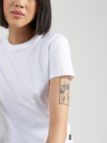 T-shirt 'Essential' Superdry en blanc