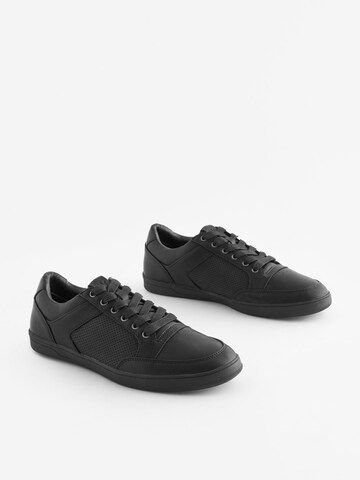 Sneaker bassa di Next in nero