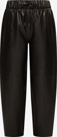 DreiMaster Vintage Trousers in Black: front