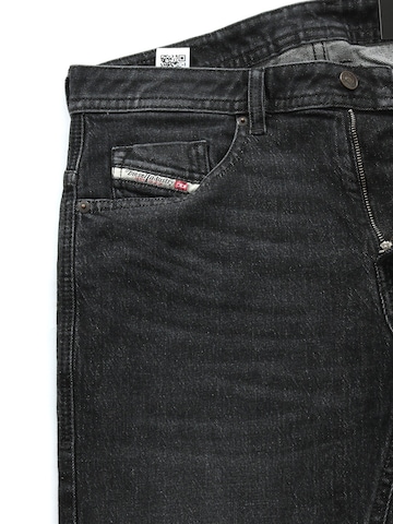 Slimfit Jeans 'THOMMER-R R9H20' di DIESEL in nero