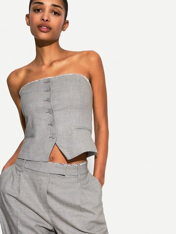 Bershka Top - Sivá: predná strana