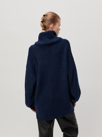 Pullover extra large 'Juna' di LeGer by Lena Gercke in blu