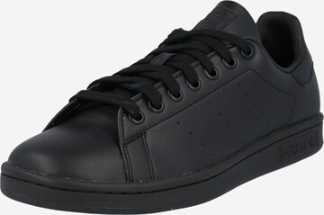 Sneaker bassa 'Stan Smith' di ADIDAS ORIGINALS in nero: frontale