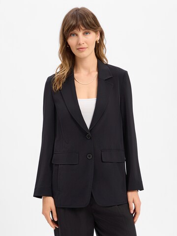 Blazer Marc Cain en noir : devant