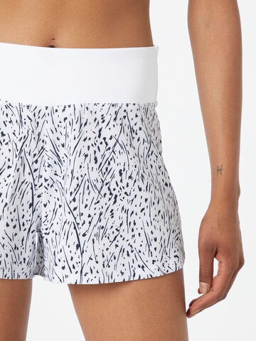 Marika Regular Shorts 'KELSIE' in Weiß