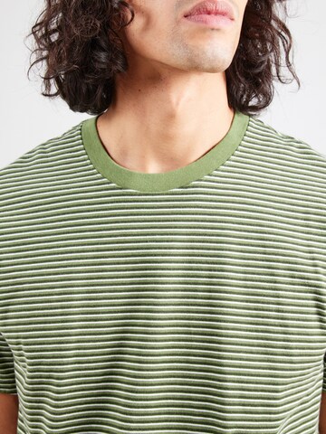 LEVI'S ® Shirt 'THE ESSENTIAL' in Green