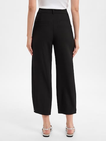 Regular Pantalon à pince Marc Cain en noir