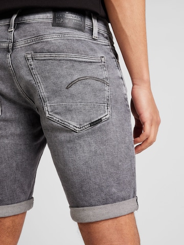 Coupe slim Jean G-Star RAW en gris