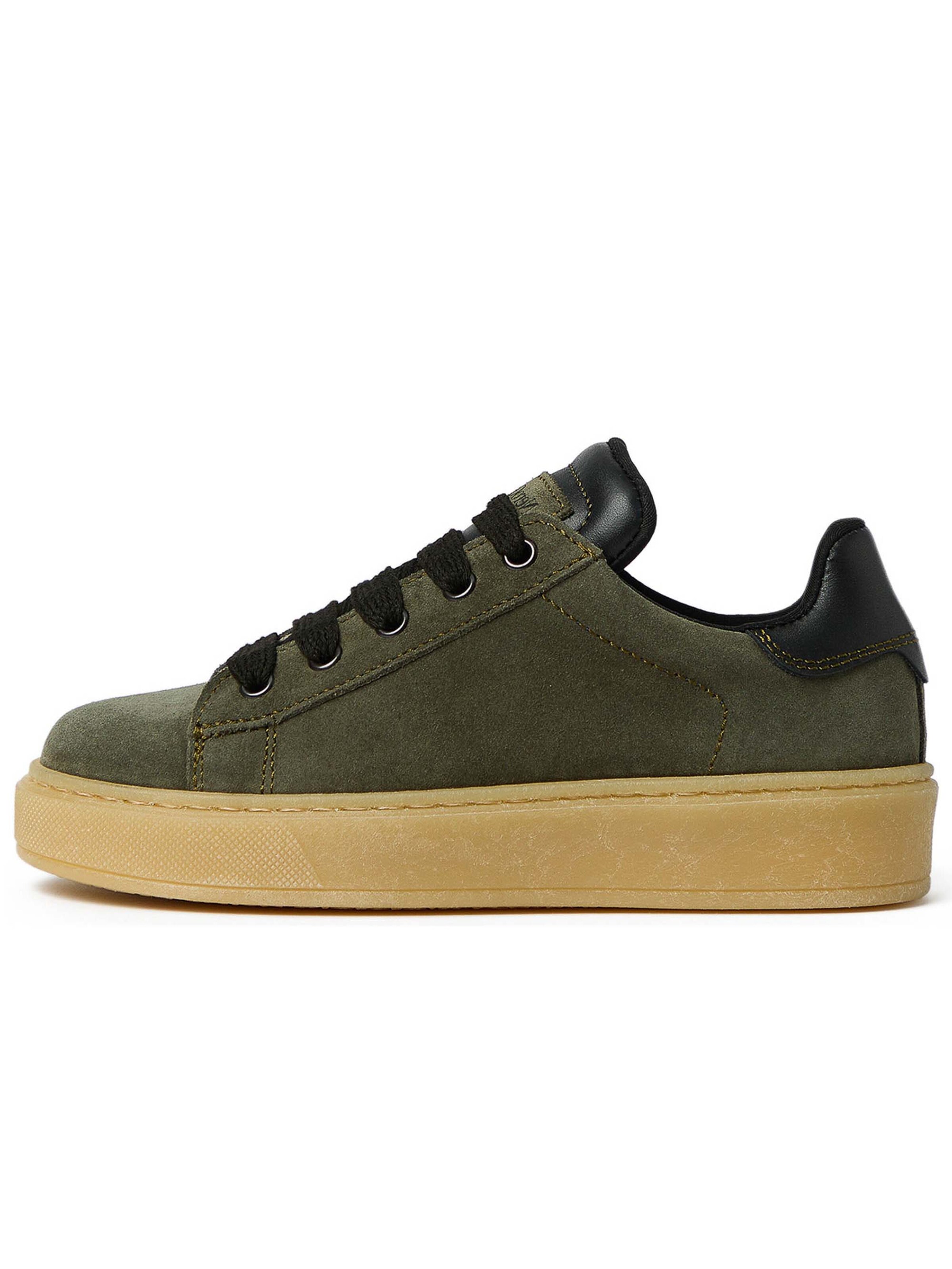 Nero Giardini Sneakers in Groen: voorkant