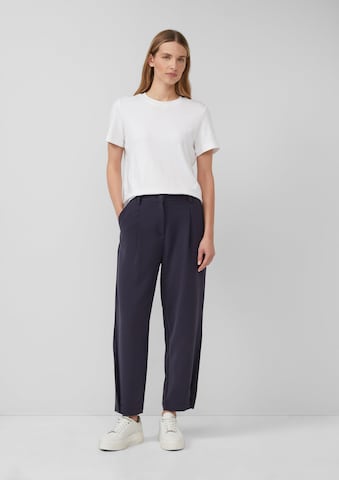 s.Oliver Tapered Bundfaltenhose in Blau