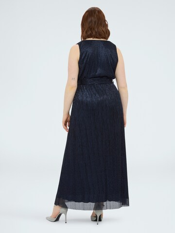Abito di Fiorella Rubino in blu