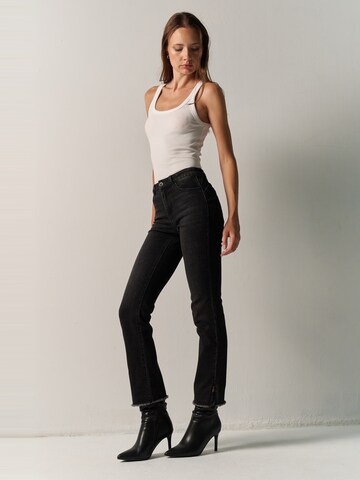 KOROSHIBootcut/trapezice Traperice - crna boja