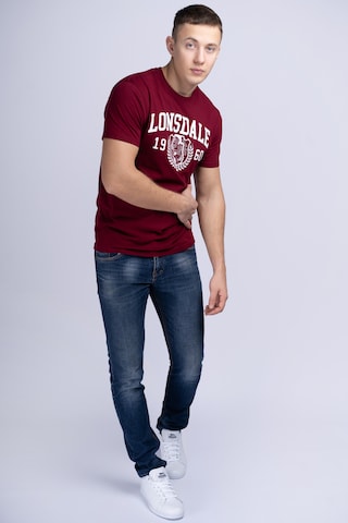 Tricou 'Staxigoe' de la LONSDALE pe roșu