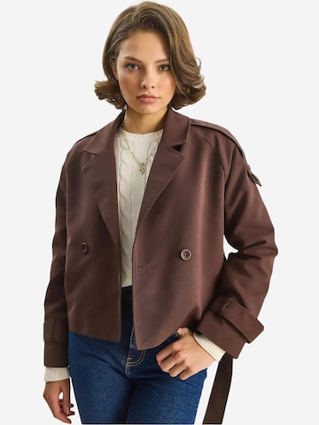 Bianco Lucci - Casaco meia-estação em castanho: frente