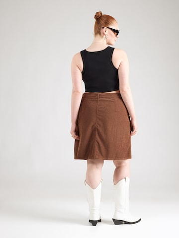 Gonna 'CARMANNI' di ONLY Carmakoma in marrone
