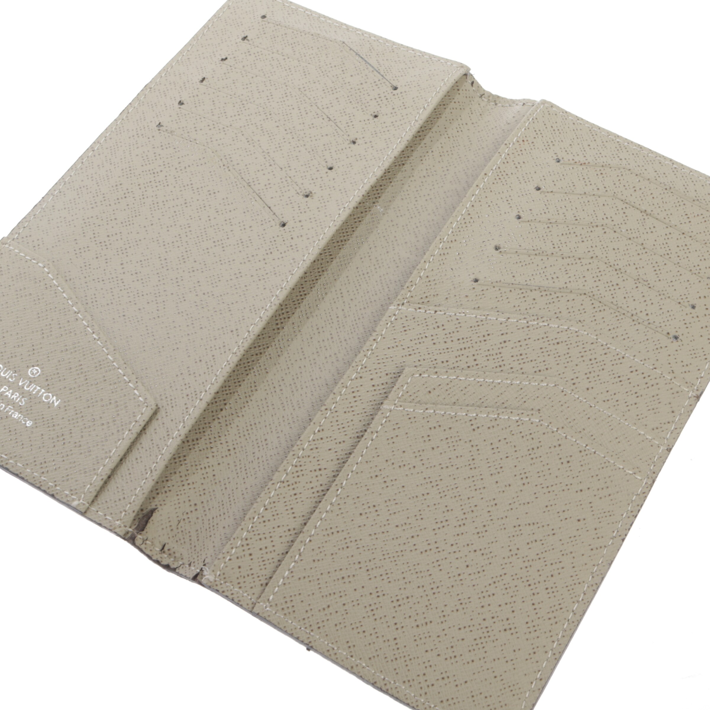 Louis Vuitton Small Leather Goods in One size in Brown