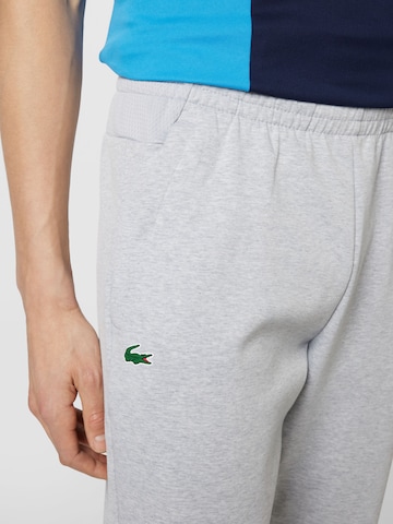 Lacoste Sport Tapered Sporthose in Grau