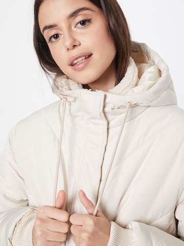 ABOUT YOU - Abrigo de invierno 'Isabell' en beige