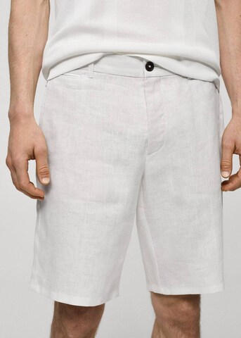 MANGO MAN Slimfit Hose 'Carp' in Weiß