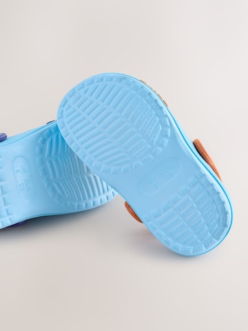 zils Next Vaļējas kurpes