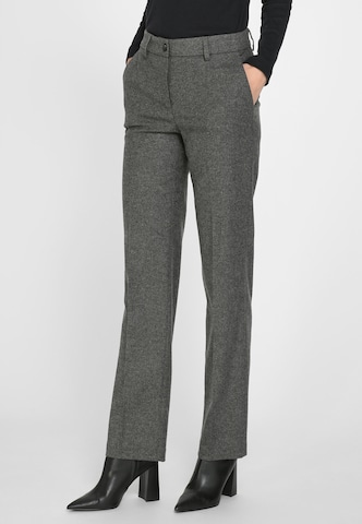 Regular Pantalon à plis Fadenmeister Berlin en gris : devant