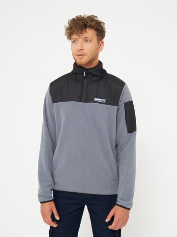 BENCH Sweater in Grey: front