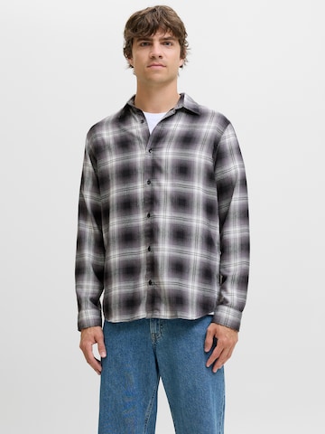 JJ Rebel Comfort Fit Риза 'JREBJETT' в сиво: отпред