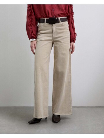 Scalpers Regular Pants in Beige