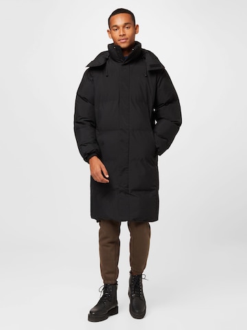 Lindbergh Winter coat in Black: front