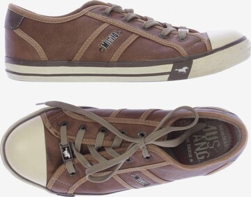 MUSTANG Sneakers & Trainers in 39 in Brown: front