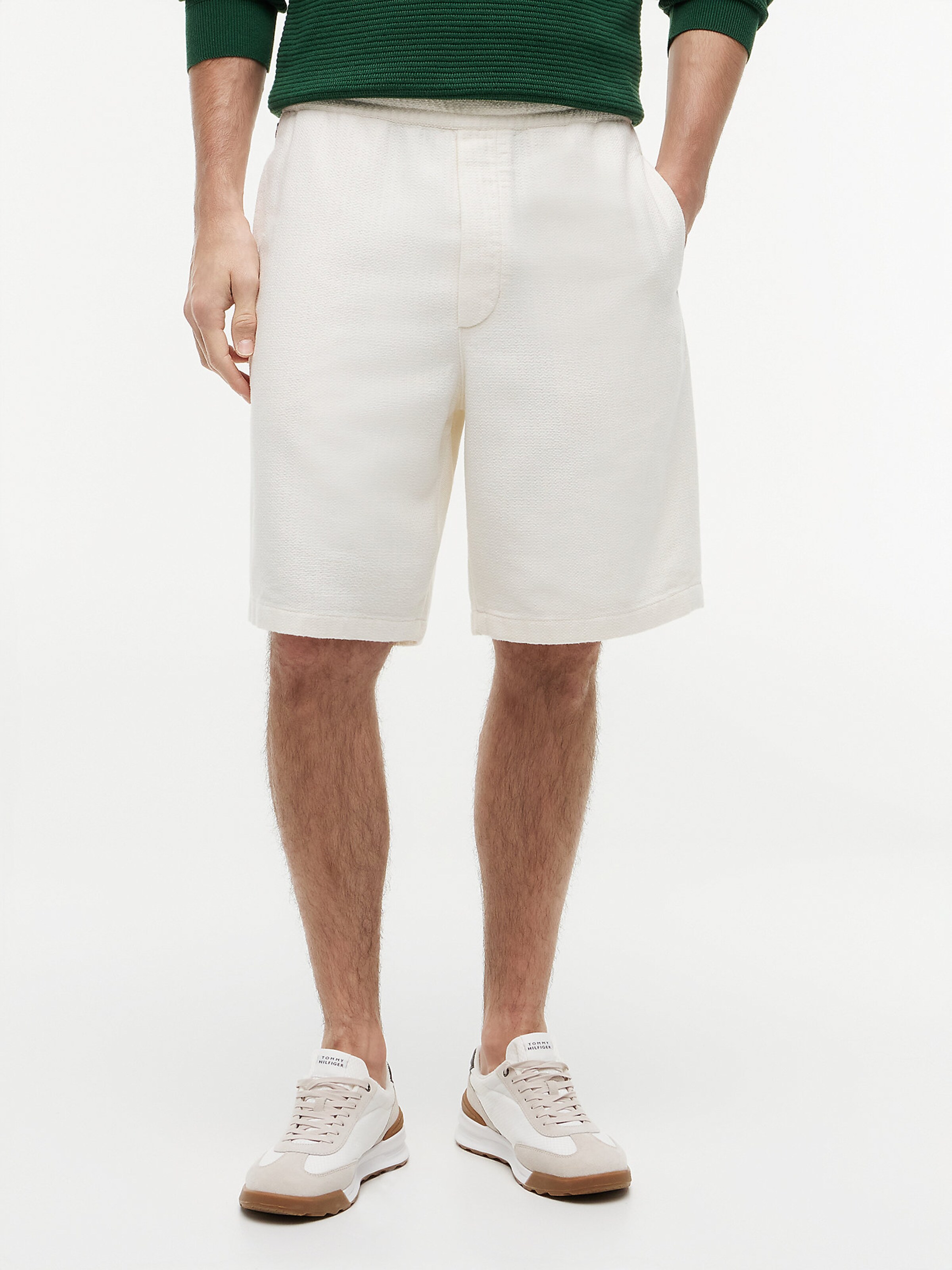 Loosefit Pantalon TOMMY HILFIGER en blanc : devant