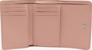 Calvin Klein Wallet in Pink