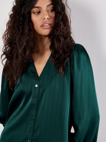 Chemisier Apricot en vert